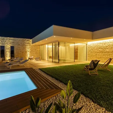 Trifilla - Isulatravel Holiday home