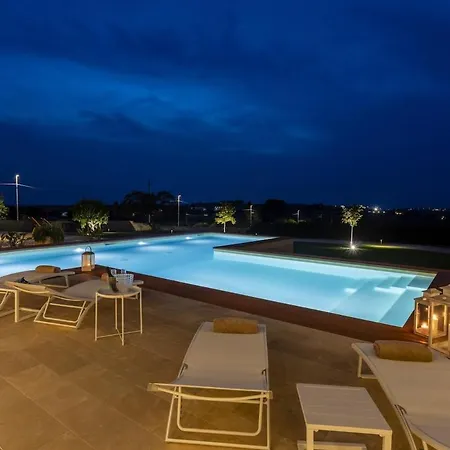 Trifilla - Isulatravel Holiday home